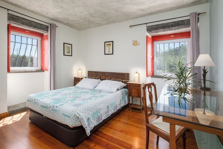Room 2 of 120