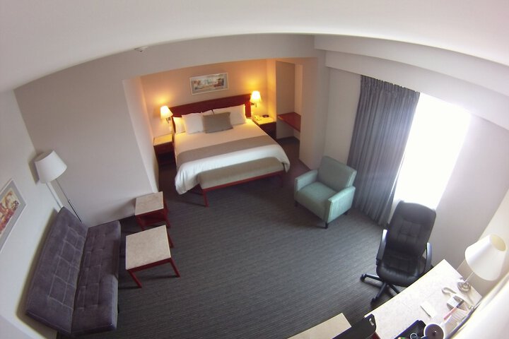 Room 21 of 50