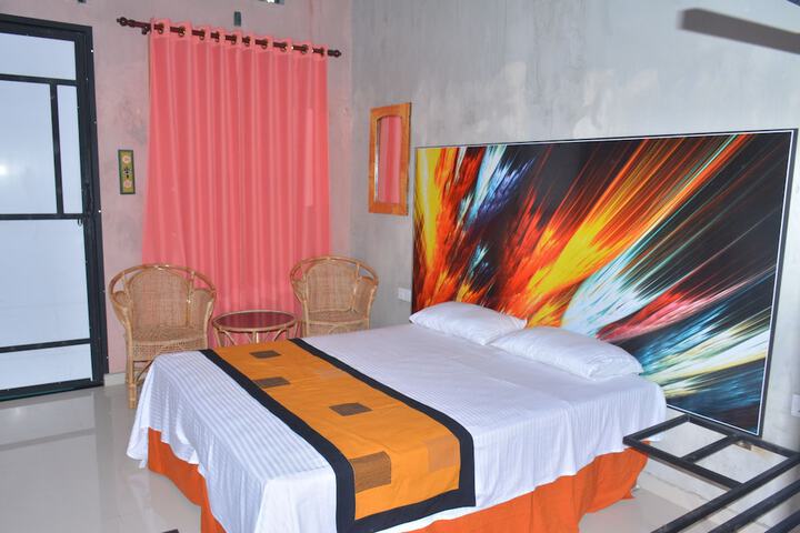 Room 12 of 23