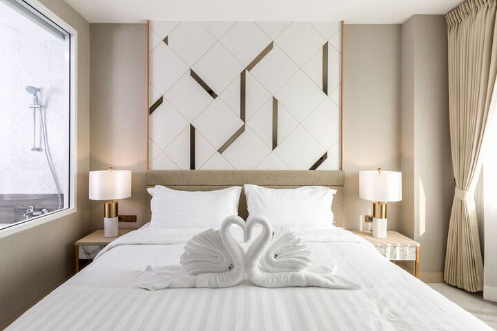 Room 3 of 32