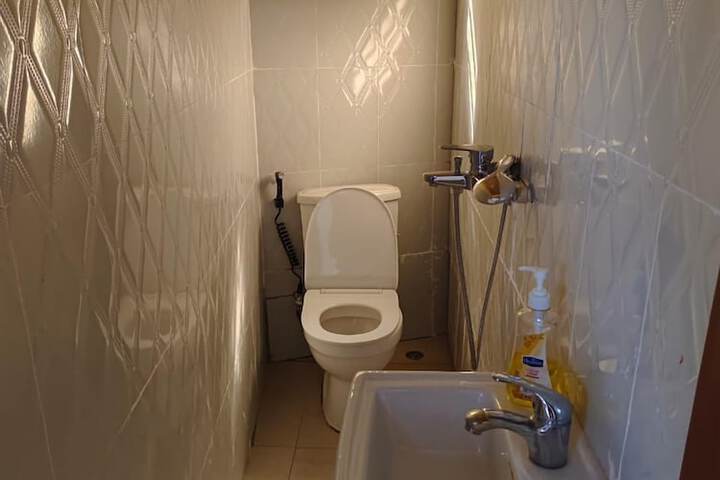Room 14 of 22
