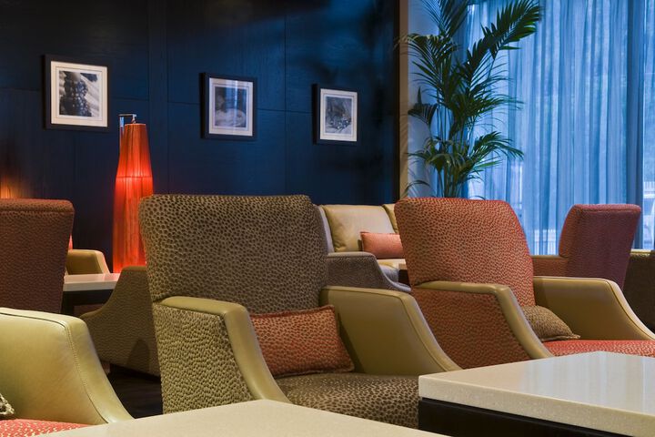Lounge 123 of 201