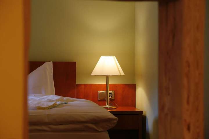 Room 9 of 41