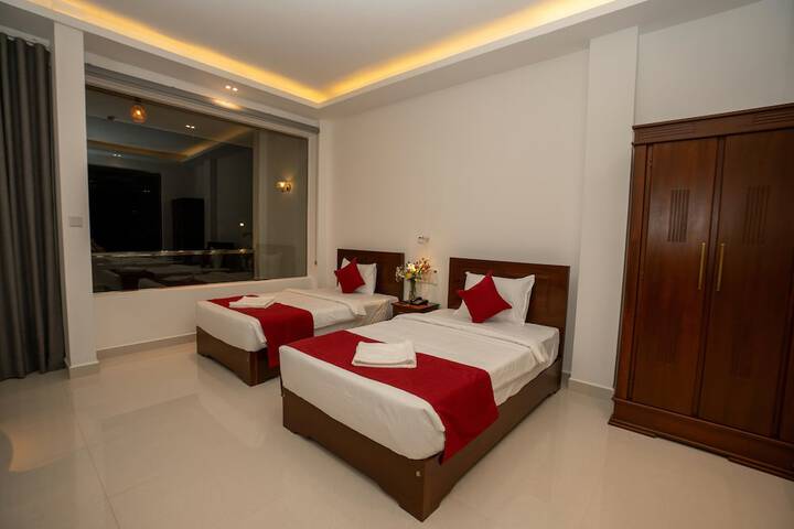 Room 11 of 86