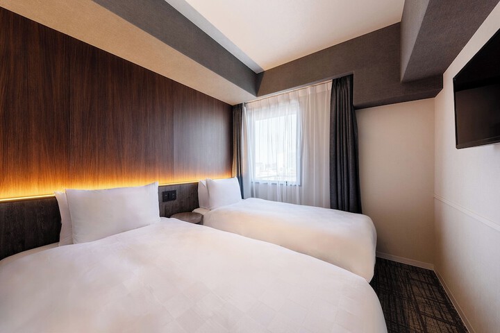 Room 5 of 46