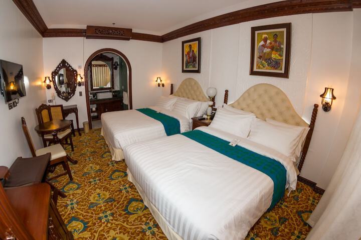 Room 42 of 131