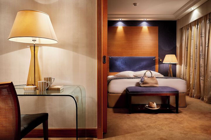 Room 28 of 195