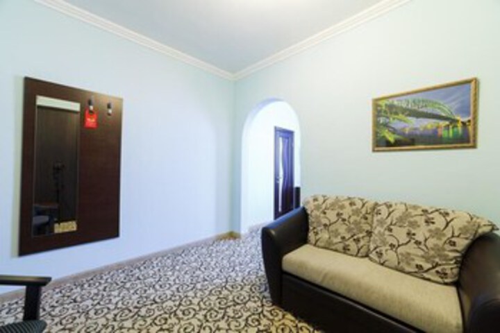 Room 26 of 48