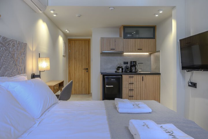 Room 7 of 78