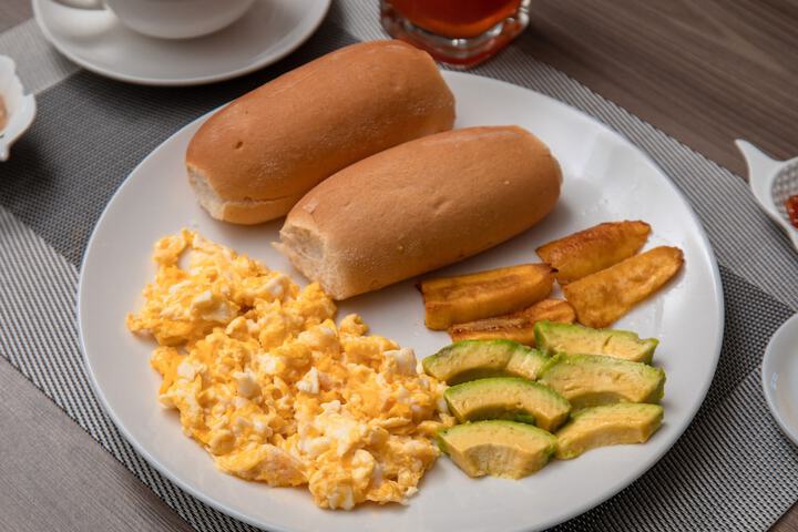 Breakfast/Coffee Service 26 of 28