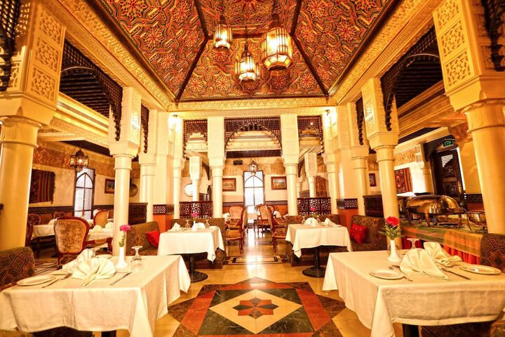 Dining Photos