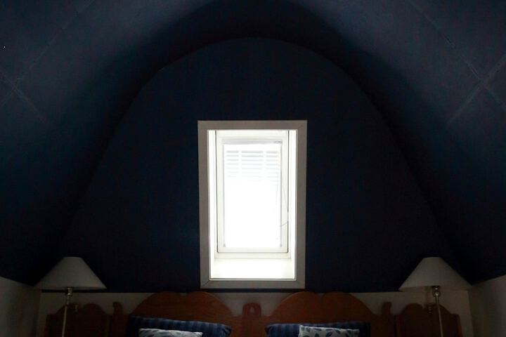 Room 27 of 111