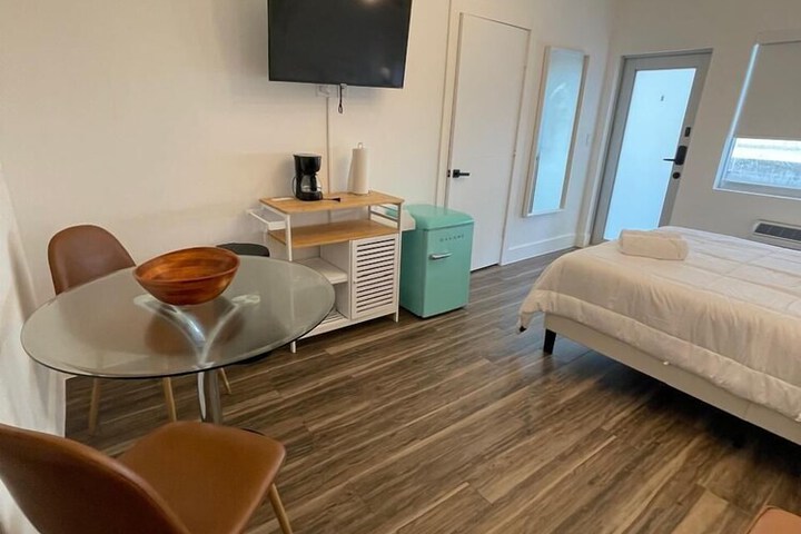 Room 26 of 79