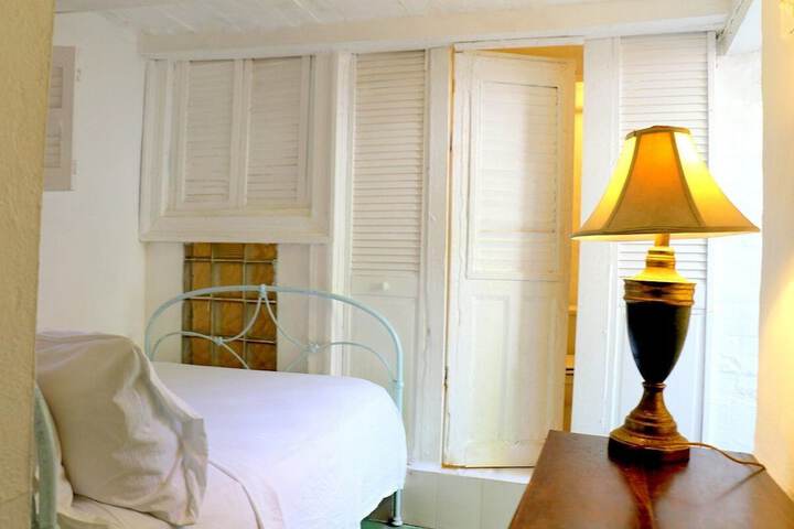 Room 96 of 155