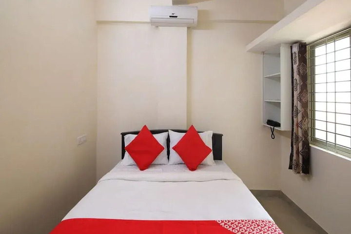 Room 3 of 12