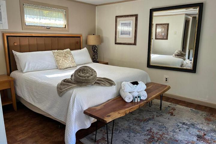 Starlight Lodge at Rockport Harbor