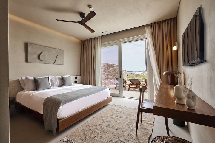 Room 21 of 83