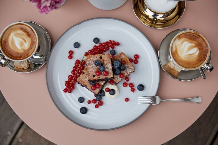 Breakfast/Coffee Service 117 of 129