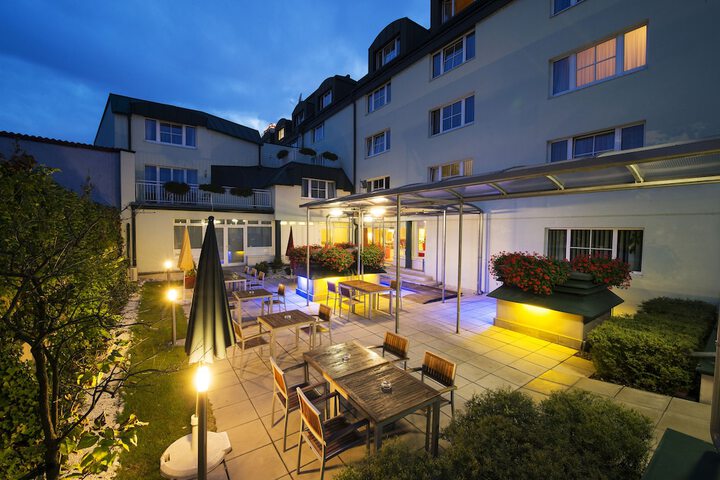 Courtyard View
