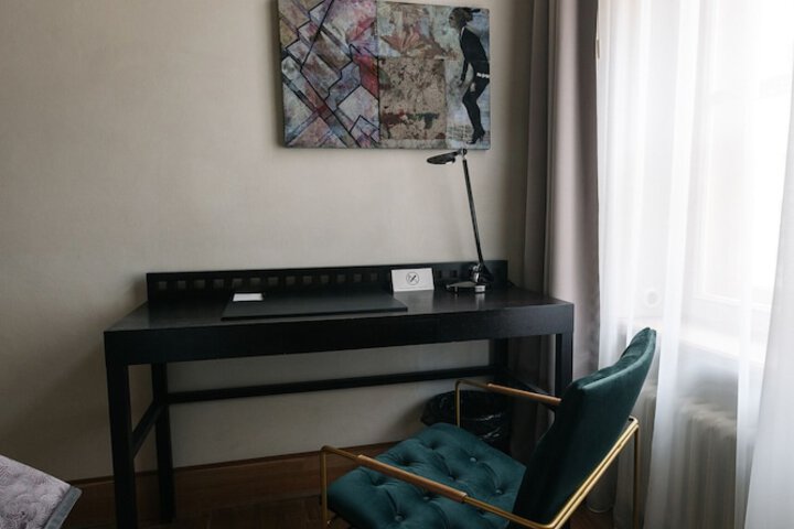 Room 10 of 70