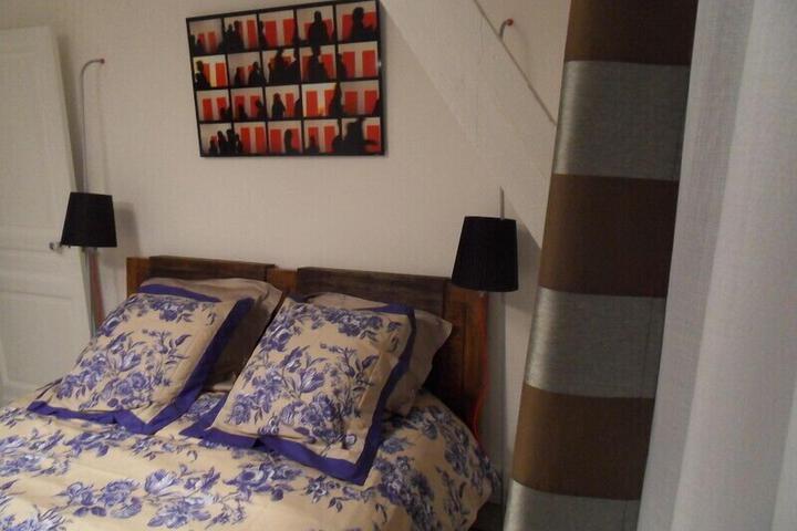 Room 33 of 35