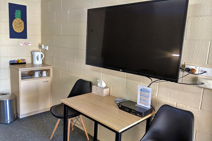 Room 3 of 25