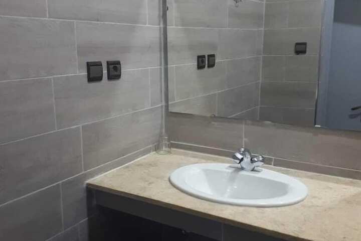 Room 19 of 25