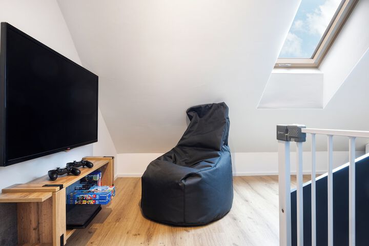 Room 15 of 56