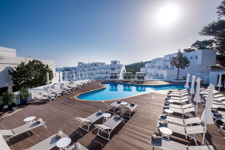 Pool Hotel