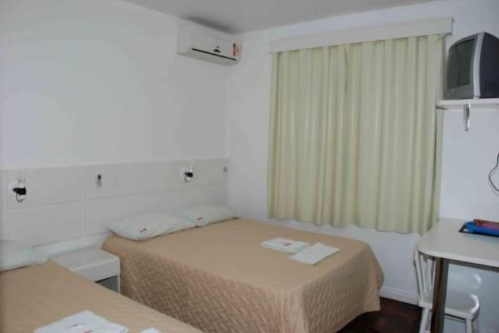 Room 3 of 13