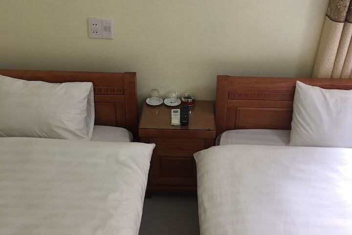 Room 29 of 82