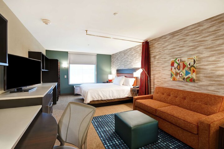 1 King Bed Studio Suite (18 of 22)