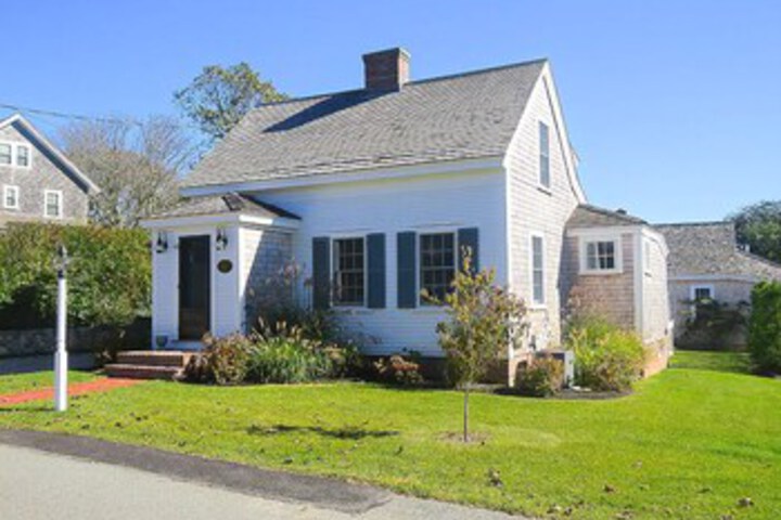 Image of 61 School Street - Four Bedroom House