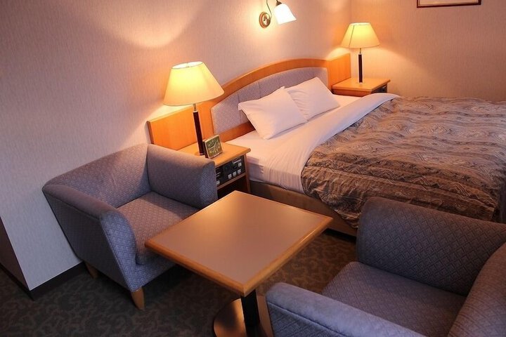 Room 17 of 31