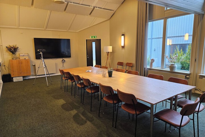 Meeting 62 of 74
