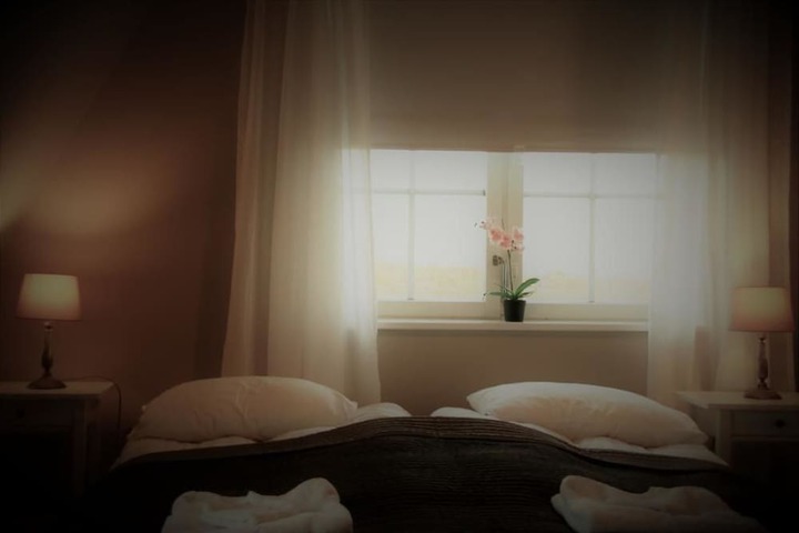 Room 2 of 47