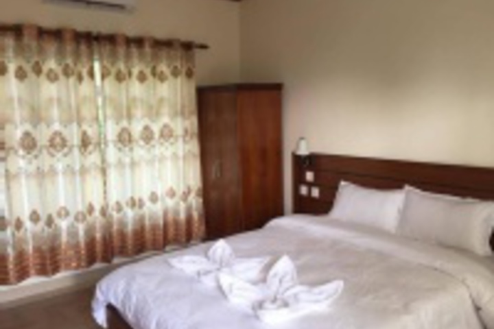 Room 113 of 120