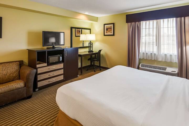 Room 19 of 35