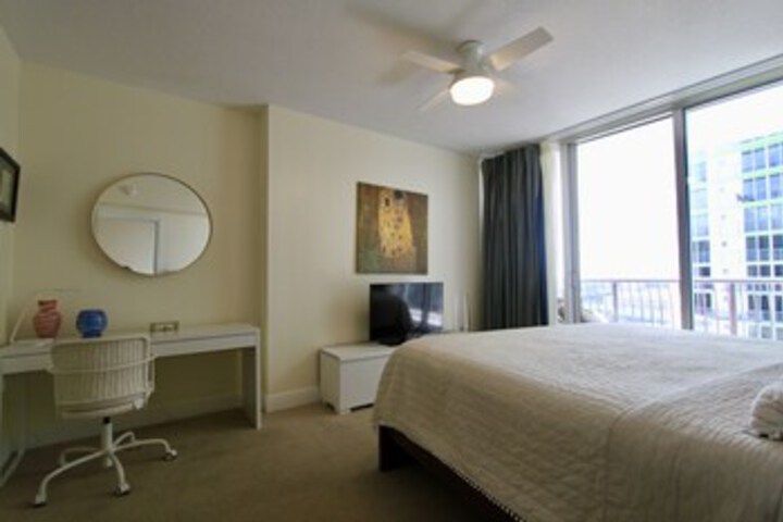 Room 173 of 263