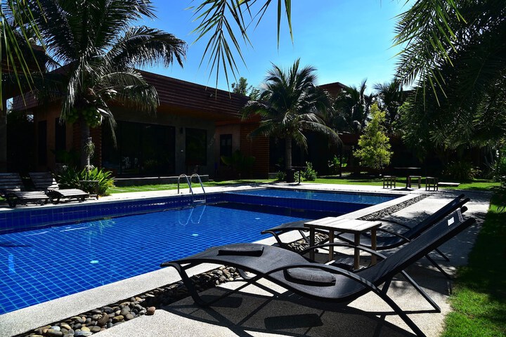 Pool 22 of 34