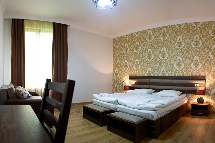 Room 20 of 54