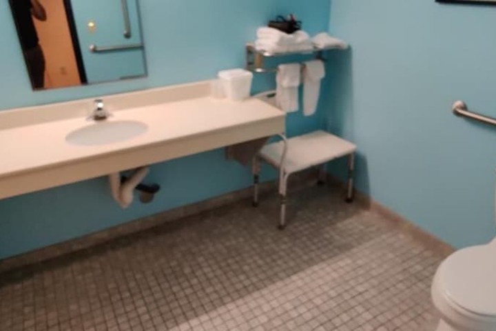1 King Bed Mobility Accessible (17 of 20)