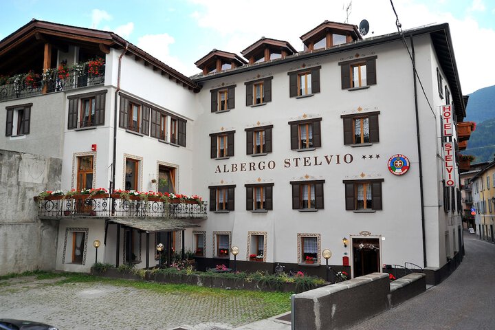 Hotel 83 of 90