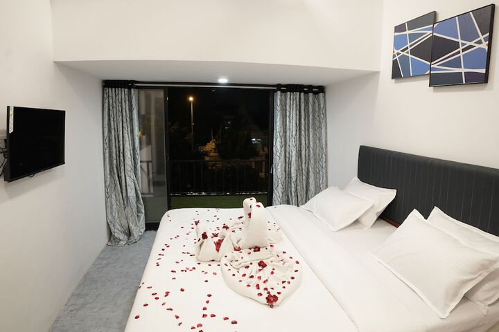 Room 8 of 29