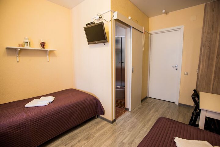 Room 41 of 83