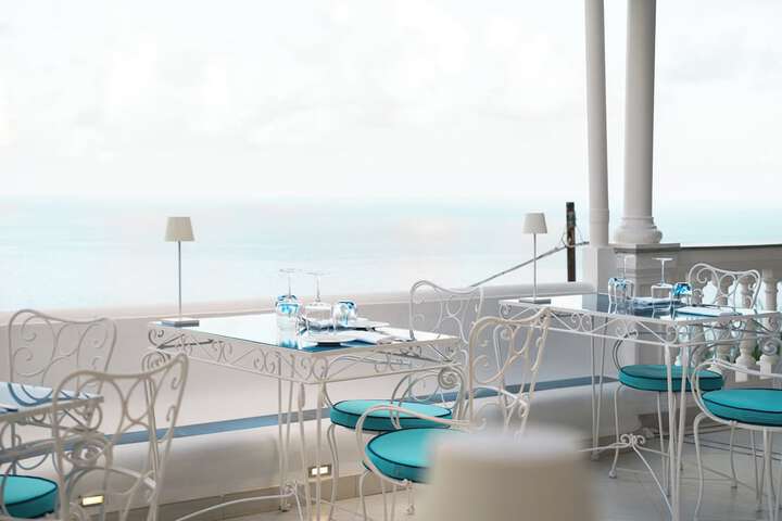 Dining 122 of 159