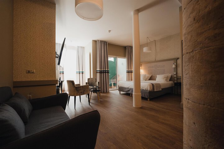 Room 54 of 88