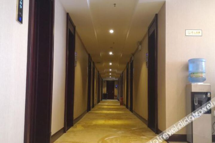 Hotel Interior 5 of 11