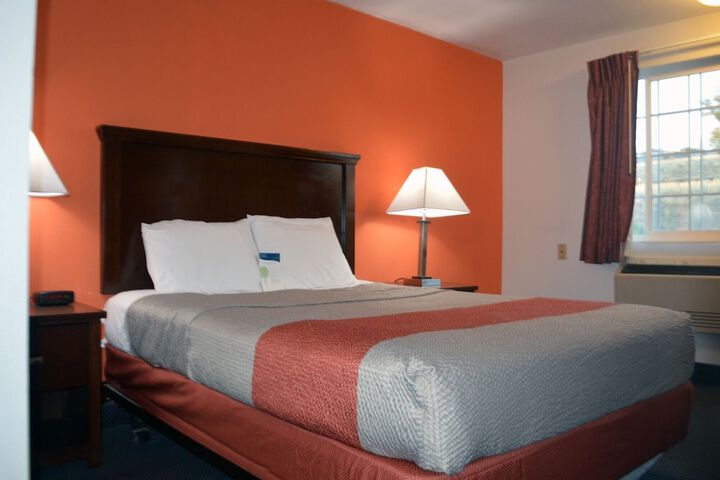 Room 10 of 50