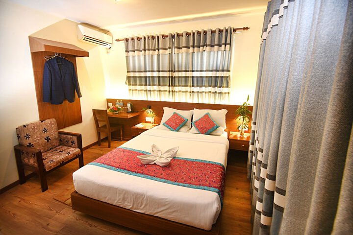 Room 6 of 55